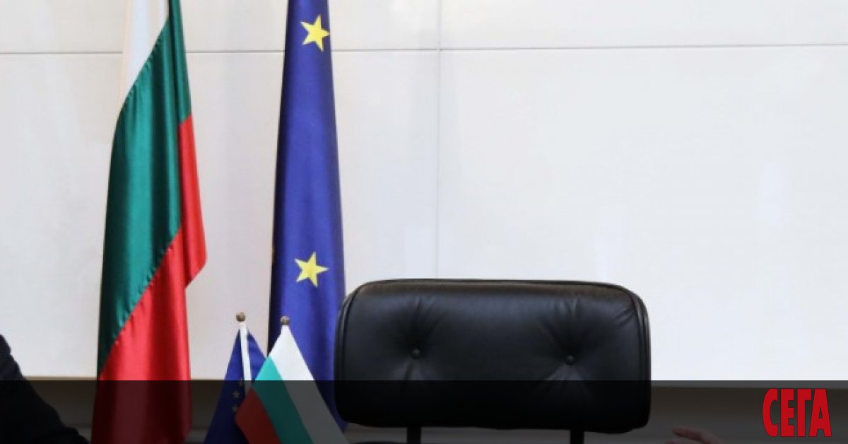 Премиерът Бойко Борисов и посланикът на САЩ в България Херо