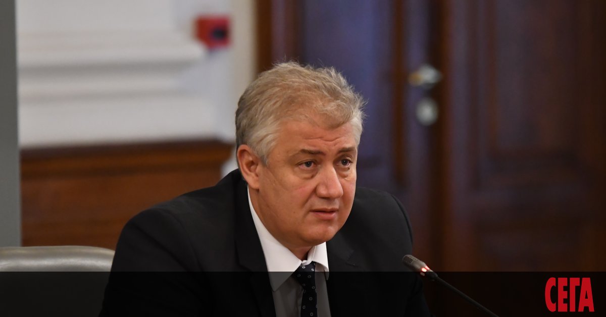 Възрастните и хронично болните - най-рисковата група за COVID-19, ще