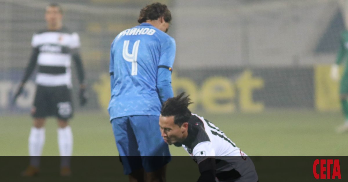 Левски се завърна с победа след едномесечна пауза, заради големия брой