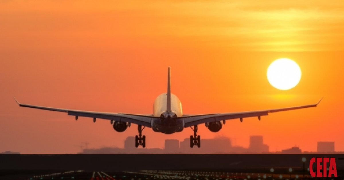 Държавата ще отпусне безвъзмездна помощ на туроператорите и туристическите агенции,