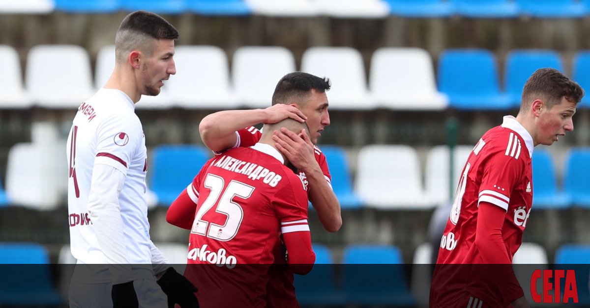 ЦСКА 1948 - Септември 4:0 (Ивайло Климентов 9, Денислав Александров