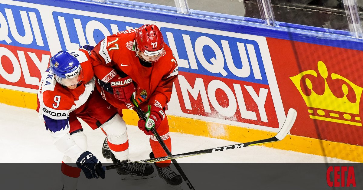 Международната федерация по хокей на лед (IIHF) обяви, че отнема от Минск домакинството