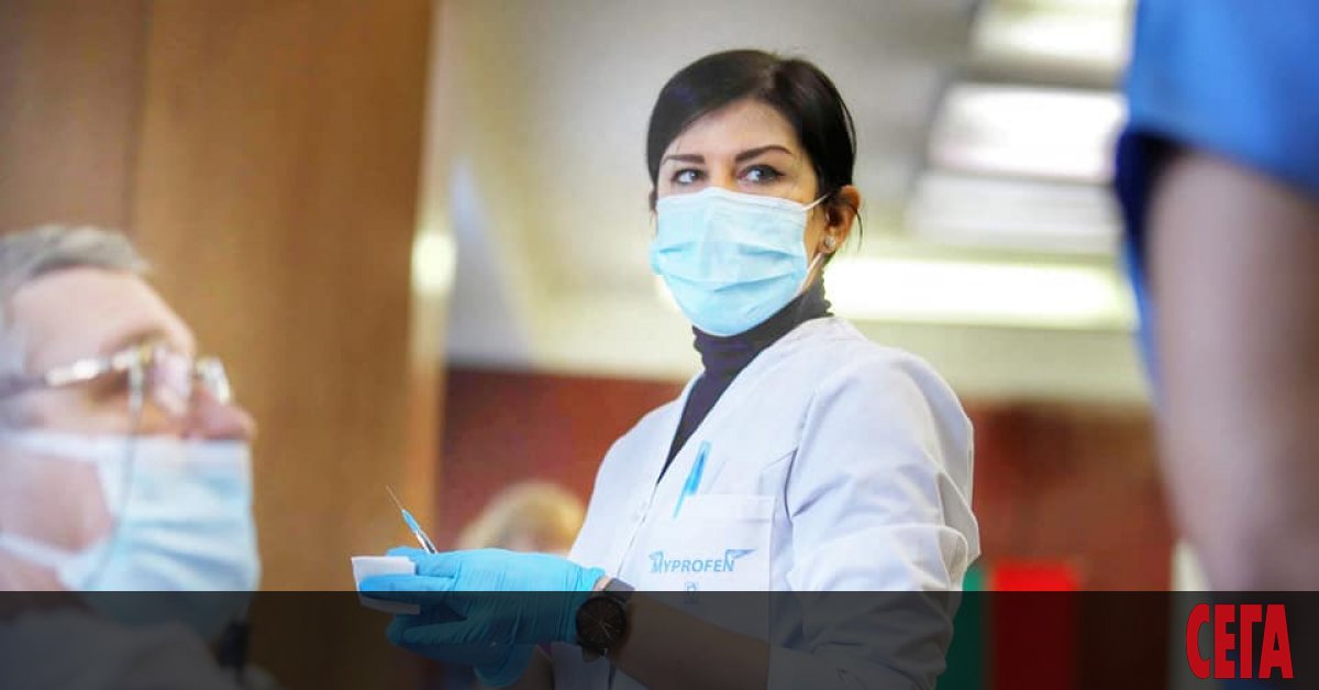 Честването на месеца от старта на ваксинирането срещу COVID-19 бе