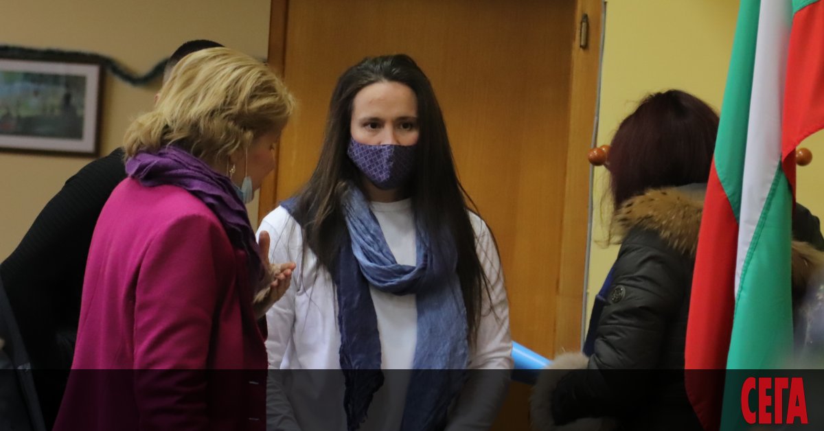 Единствената българска състезателка на 200 м кану Станилия Стаменова получи