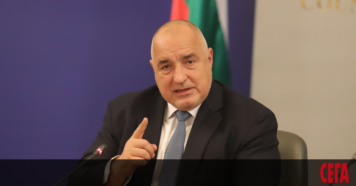 След като години наред категорично отказваше да участва в предизборни