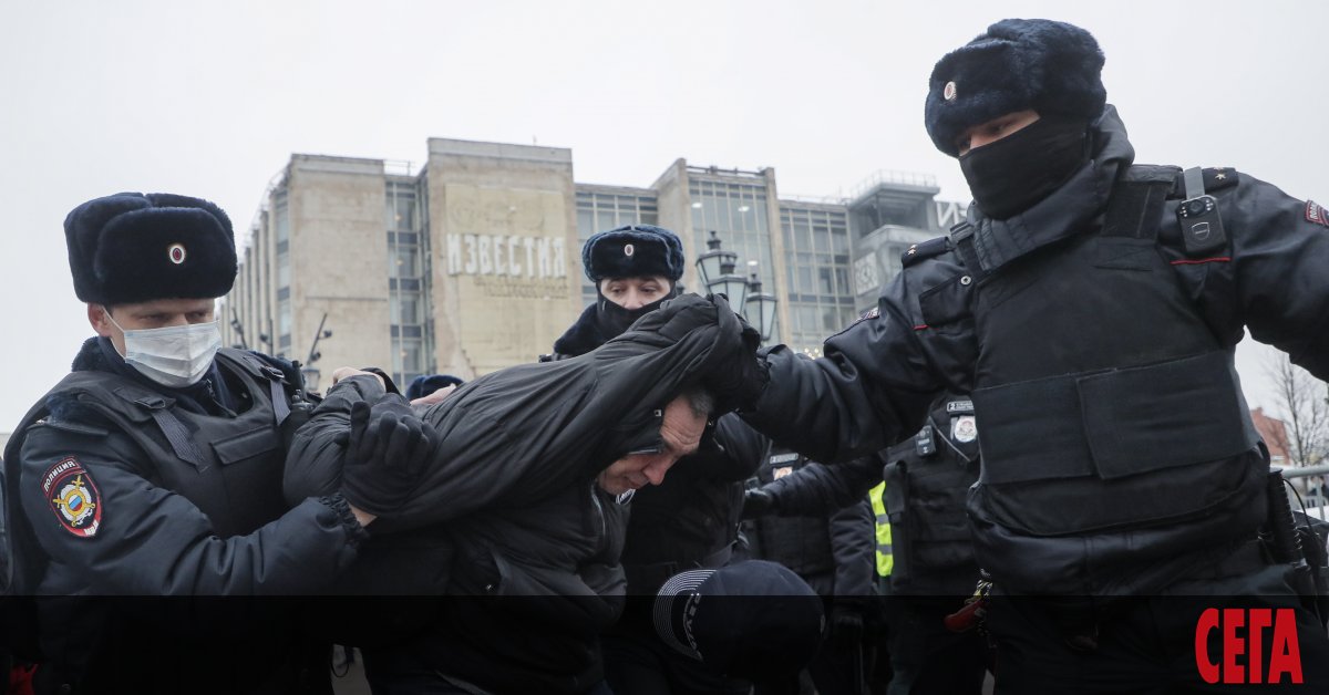 В над 60 руски града се проведоха демонстрации в защита