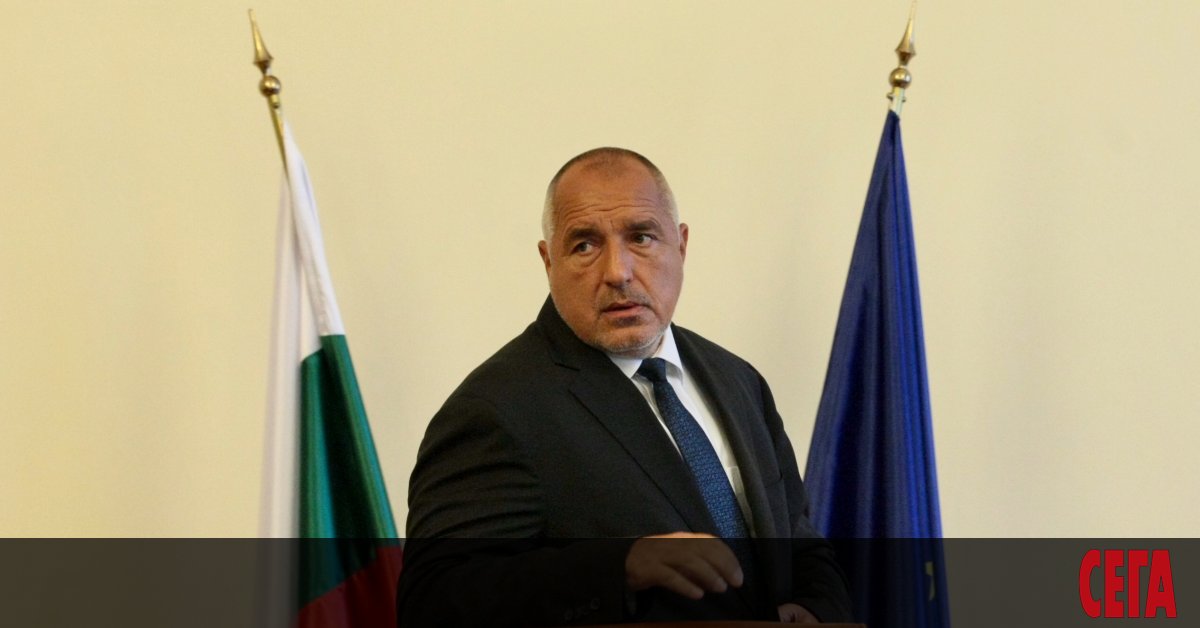 Кадровата банка на ГЕРБ и на патриотите кънти на кухо. Този