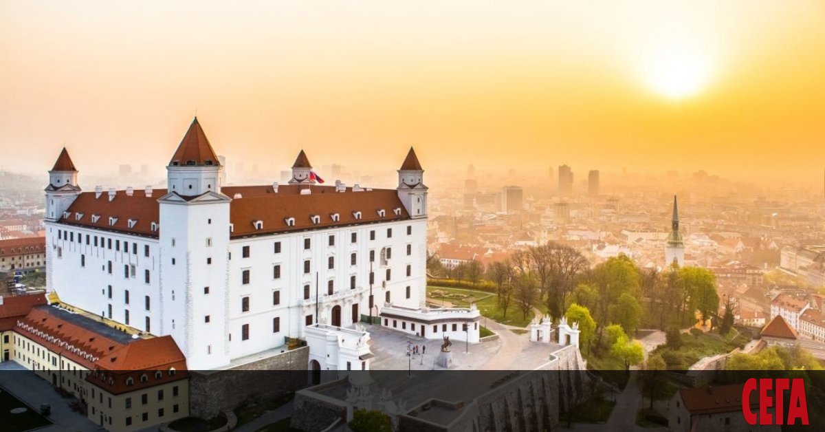 Словакия въведе нови огриничелни мерки в опит да пресече скока