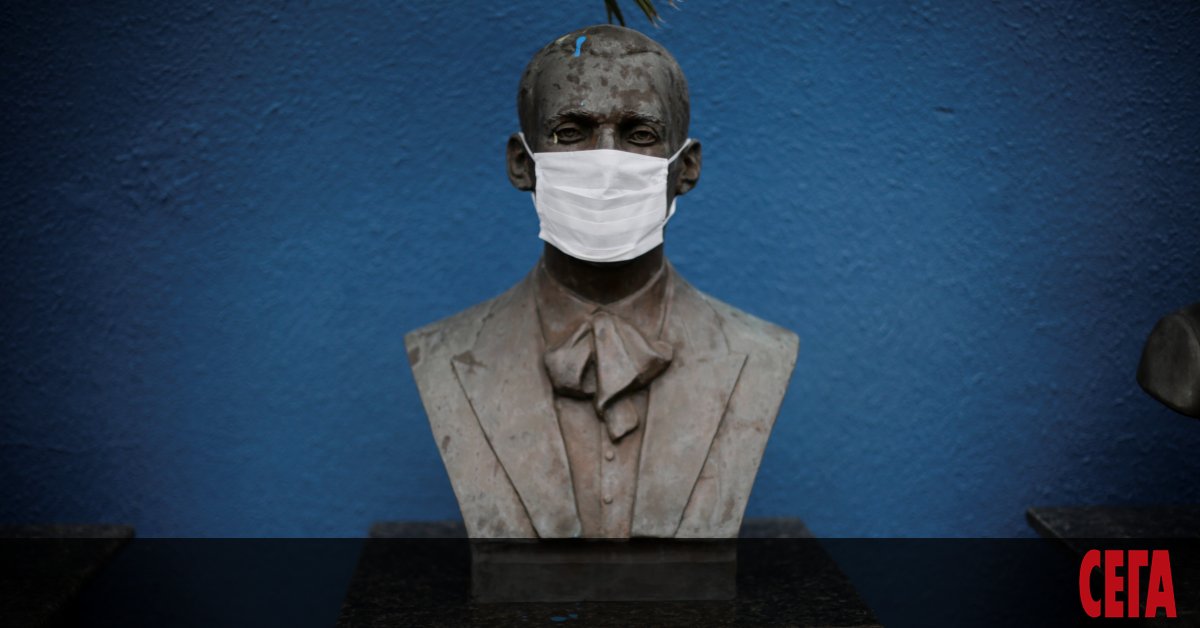 Усилията на Бразилия да омаловажи заплахата от коронавируса се провалиха