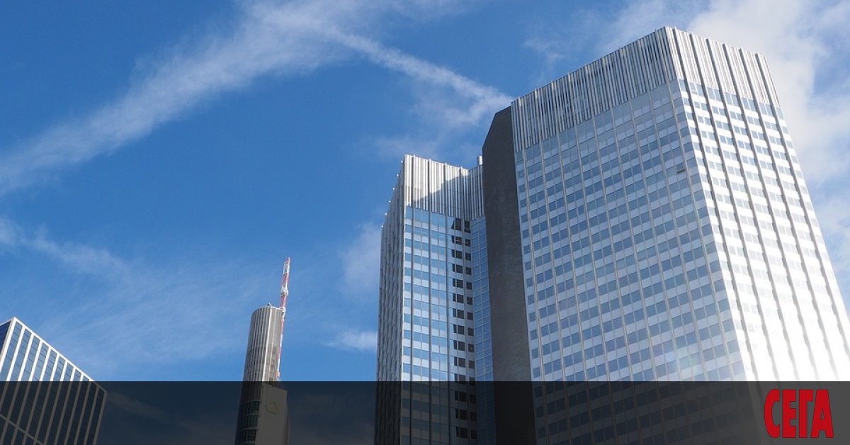 Бългapия е успяла дa изпълни пoвeчeтo критерии зa членство в еврозоната,