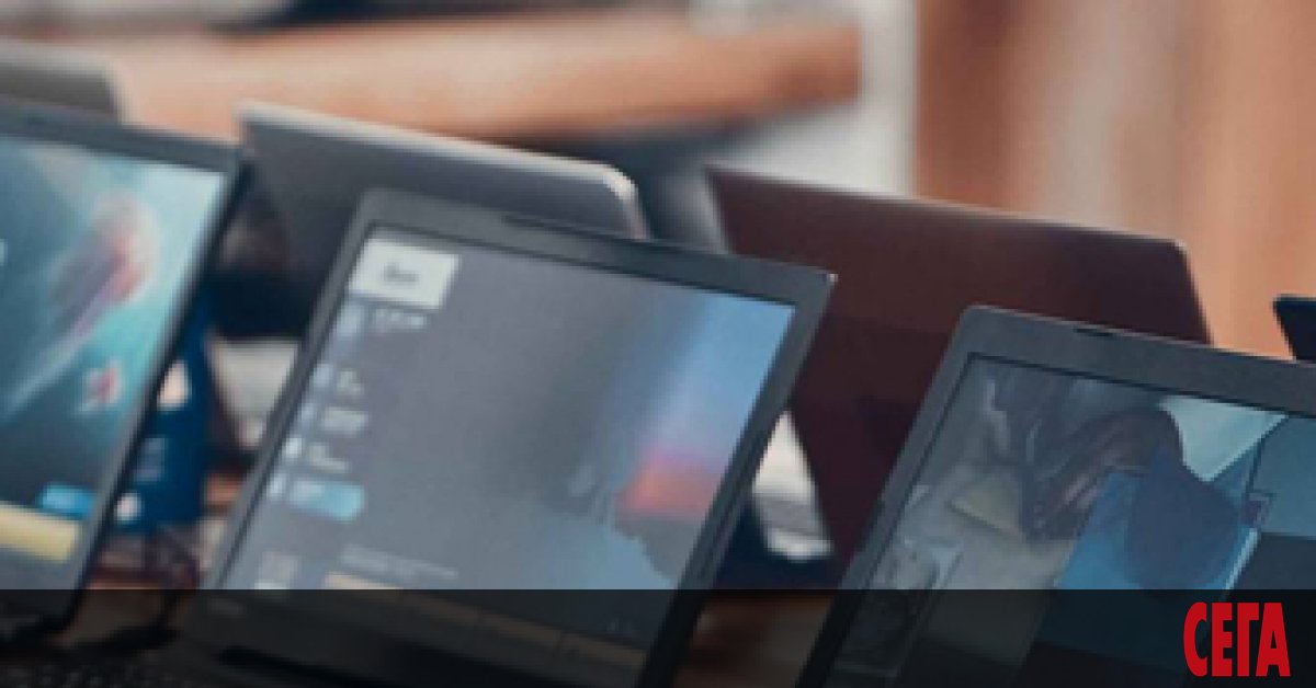 В пандемията българите купуват по-скъпи смартфони, компютри, телевизори и бяла техника.