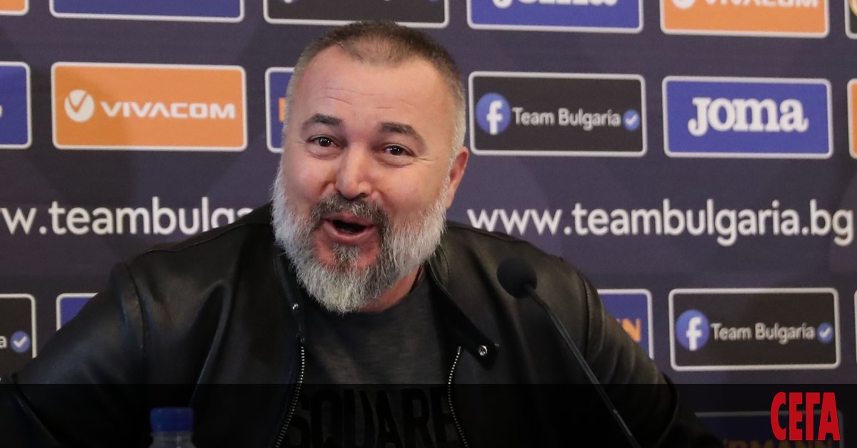 Кой казва, че в българския футбол е скучно?! Когато всички