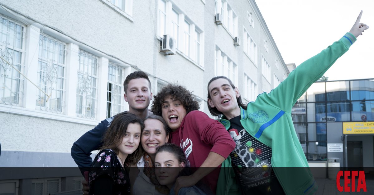 Отварянето на кината от 1 февруари след (второ за последните