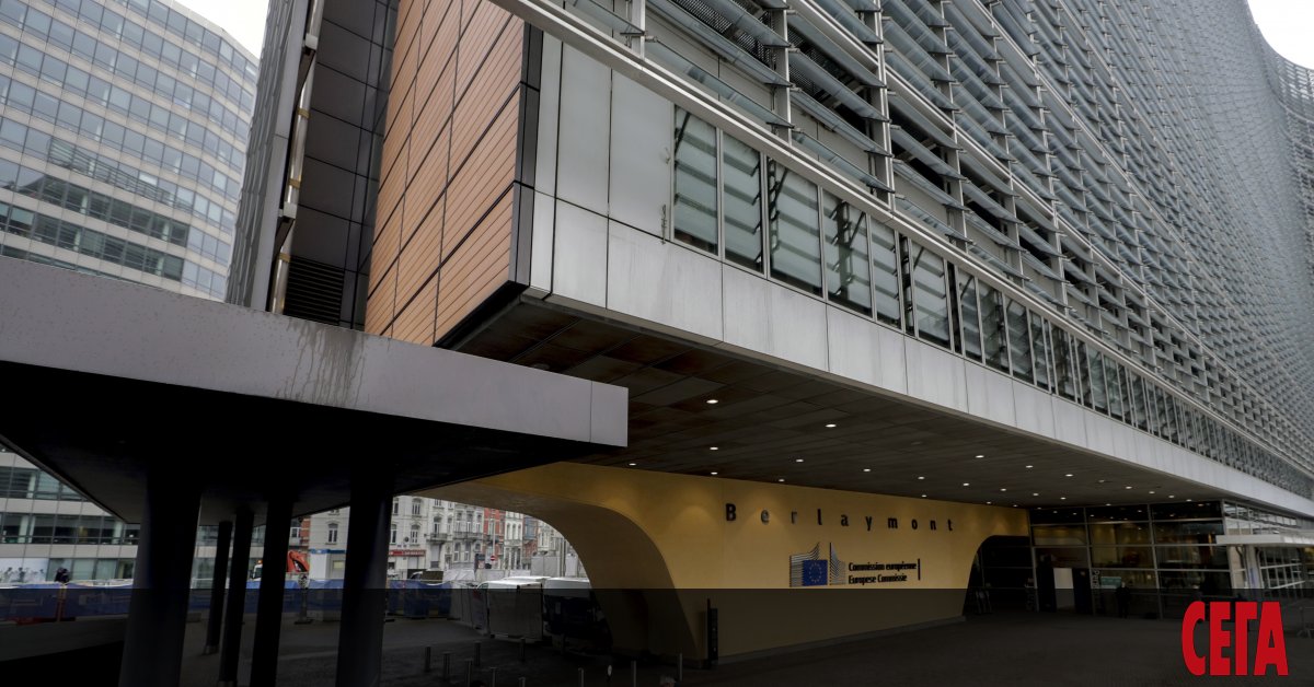 Еврокомисията (ЕК) отстъпи в спора с Лондон и се отказа