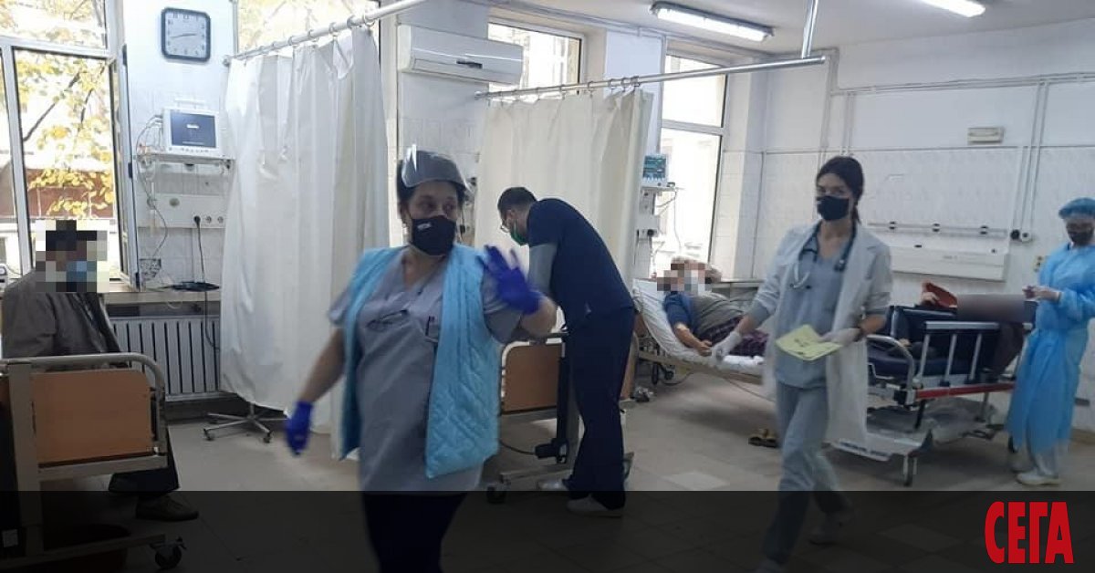 В прелюдията към т.нар. масово ваксиниране се раждат странни иновации.