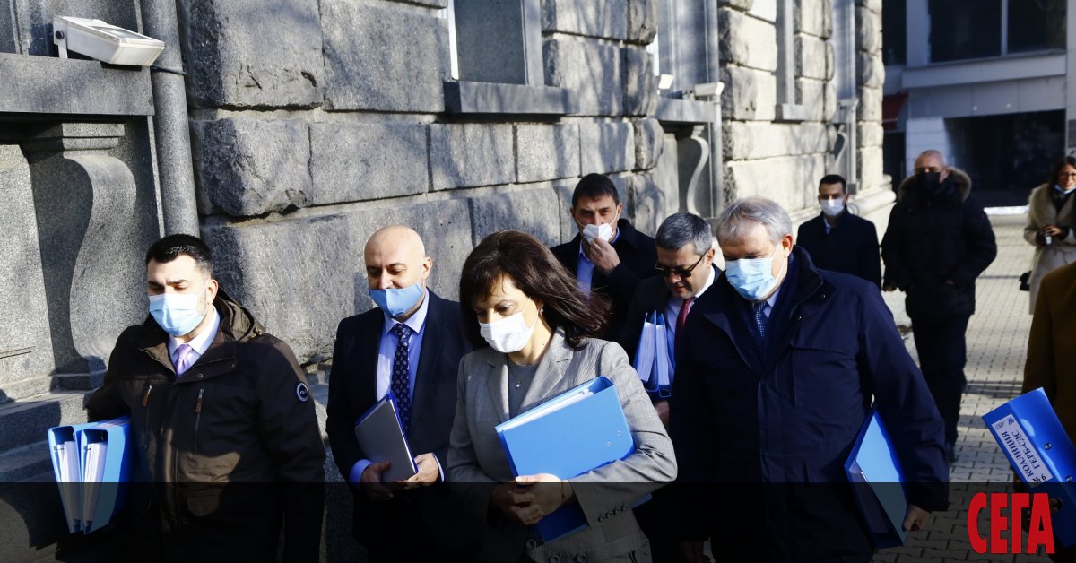 ГЕРБ и СДС сключиха брак и за парламентарните избори на