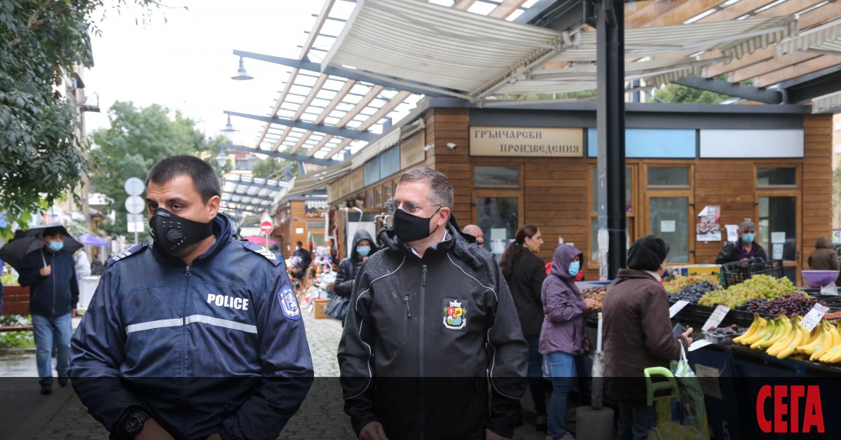 Властите са съставили акт на кмета на столичния район Кремиковци“