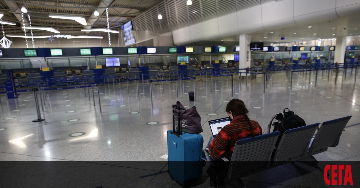 Гърция удължи до 8 март ограниченията за пристигащите с полети