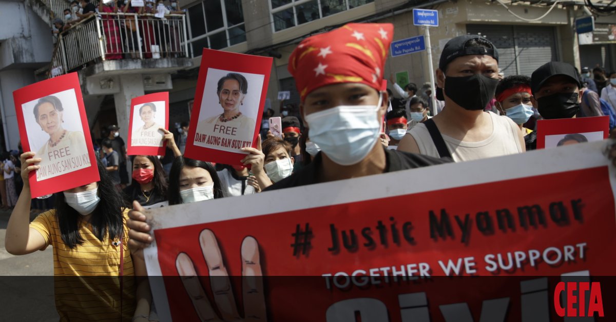 Полицията използва водно оръдие срещу стотиците протестиращи в столицата на