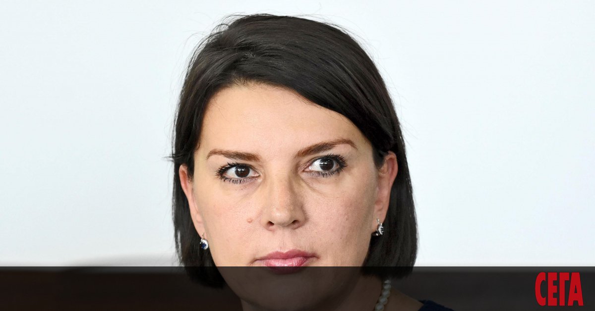 С четири гласа за“ и един въздържал се“ Съветът за