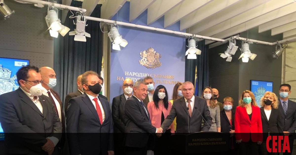 В самия край на мандата на 44-то Народно събрание лидерите