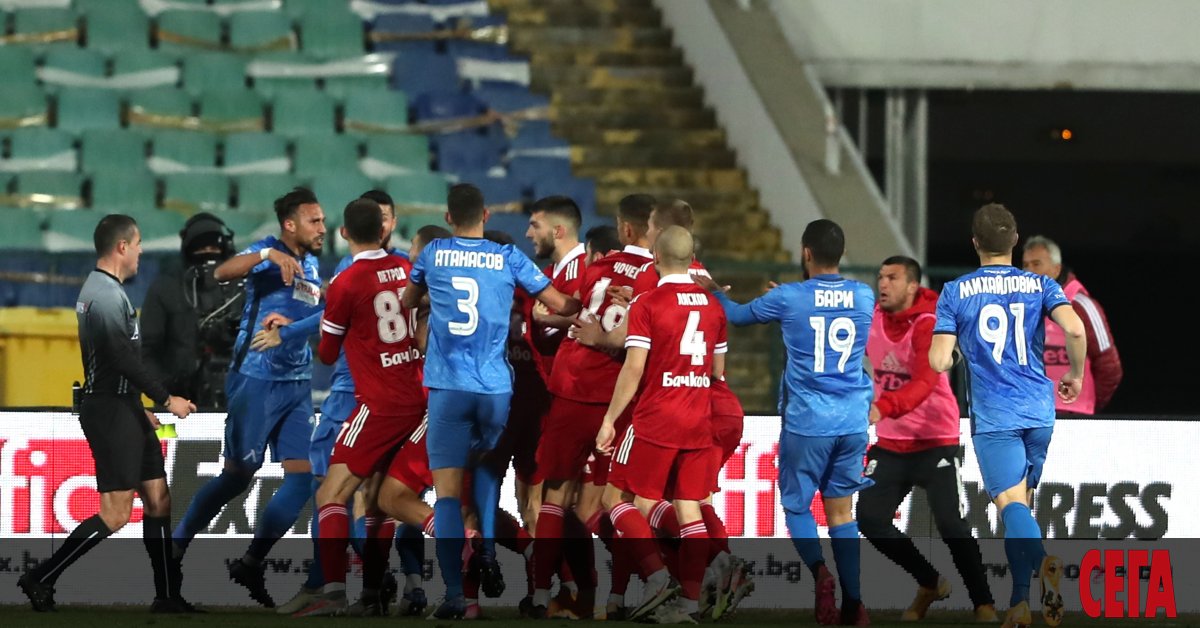 Левски завърши 0:0 с ЦСКА 1948 в последния мач от