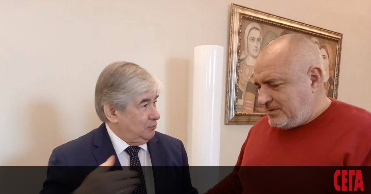 Във връзка с предстоящото приключване на мандата си Посланикът на