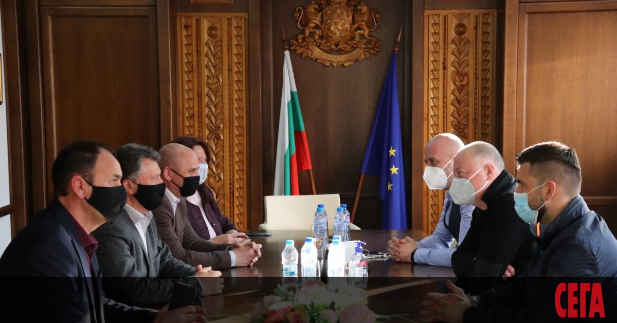 Хора и формации, които на последния местен вот се изявиха