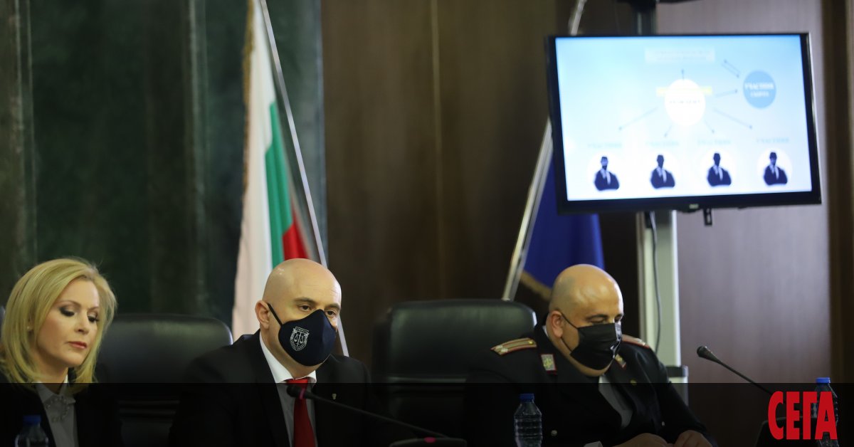 Безпрецедентно събитие от 1944 г. насам, случай без аналог, история,