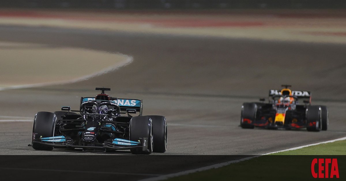 Сезон 2021 във Формула 1 започна със състезание, за което