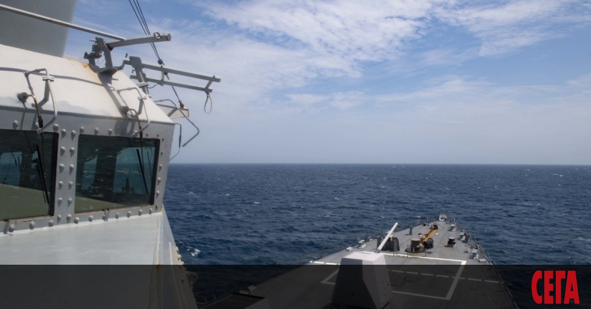 САЩ вкараха в Черно море един от най-новите си и