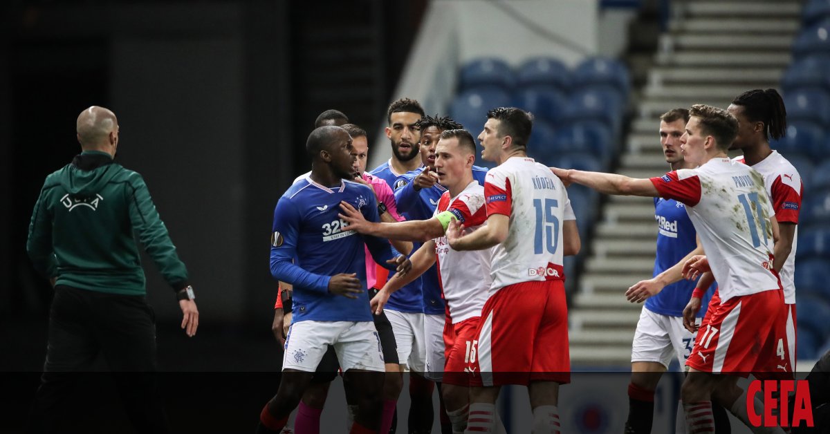 Грозни сцени съпътстваха победата на Славия (Прага) с 2:0 в