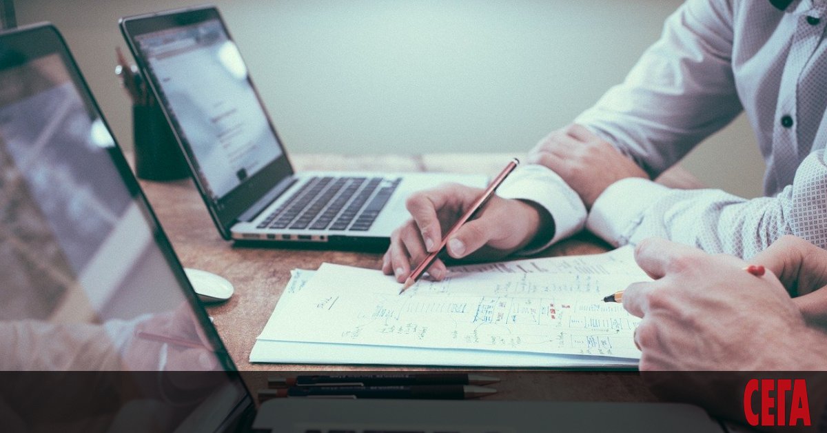 Испания ще изпробва четиридневната работна седмица, след като правителството се