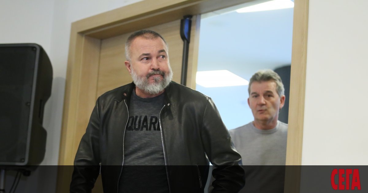 Старата поговорка казва: Три пъти мерѝ, един път режѝ. По всичко личи,