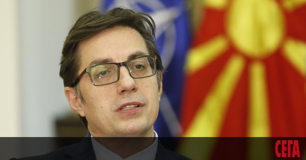 Президентът на Северна Македония Стево Пендаровски е приел поканата за