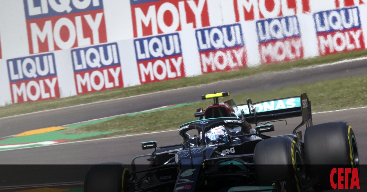 Пилотът на Мерцедес Валтери Ботас даде най-добри времена и в