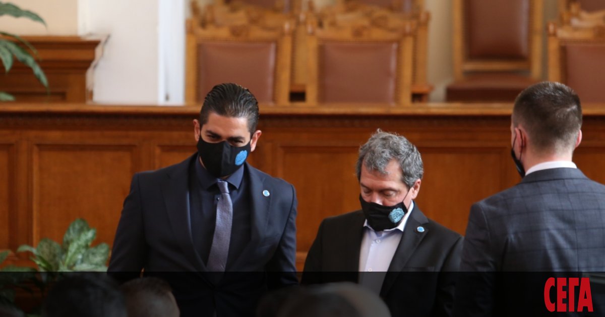 Доминираният от ГЕРБ парламент никому няма да липсва. Левашки законодателни