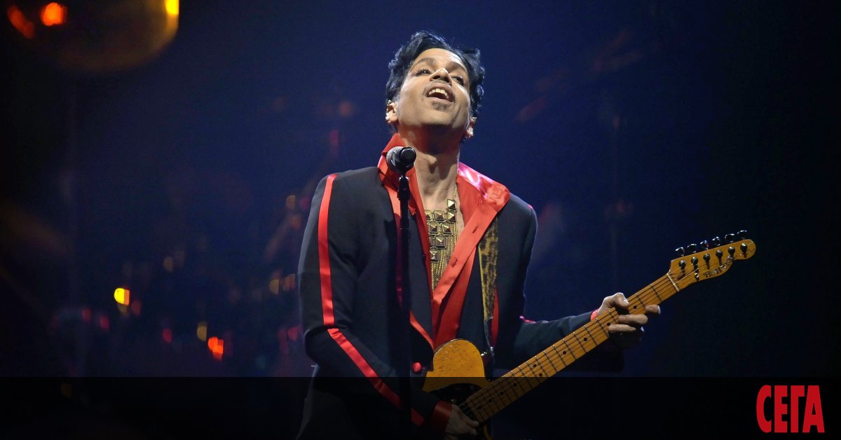 Пет години след смъртта на Принс от легендарния му трезор продължават