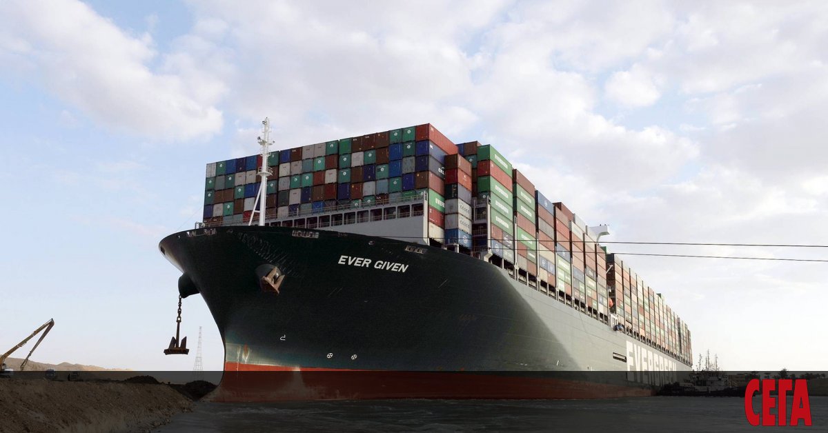 Управата на Суецкия канал арестува днес контейнеровоза Евър Гивън заради