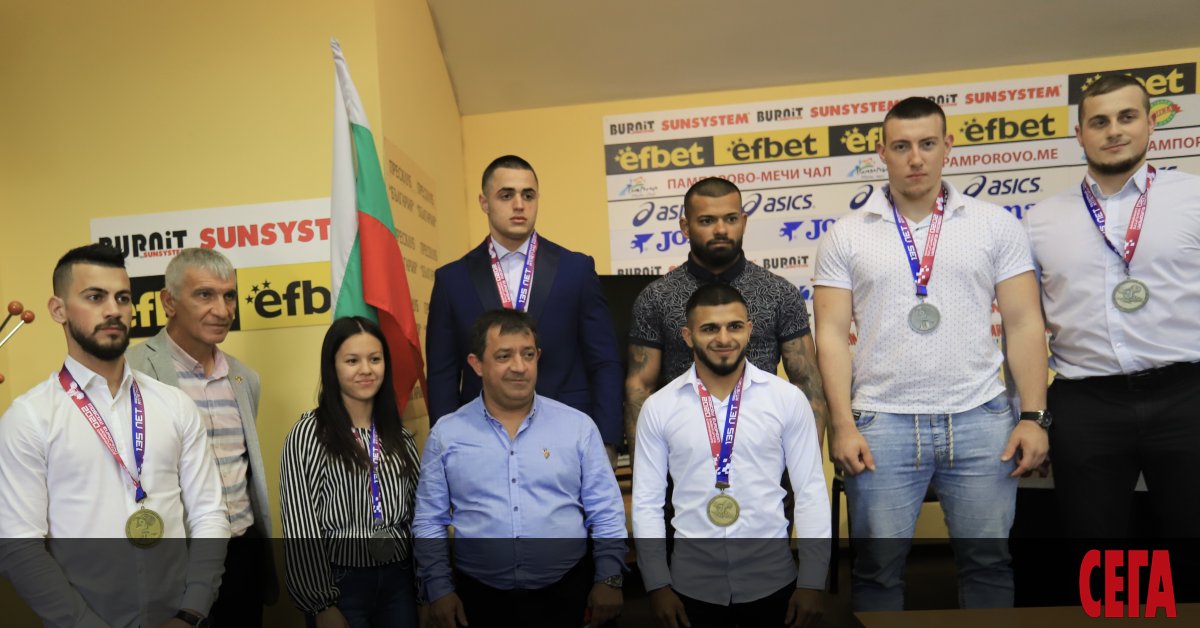 Селекционерът на националния отбор по вдигане на тежести Иван Иванов