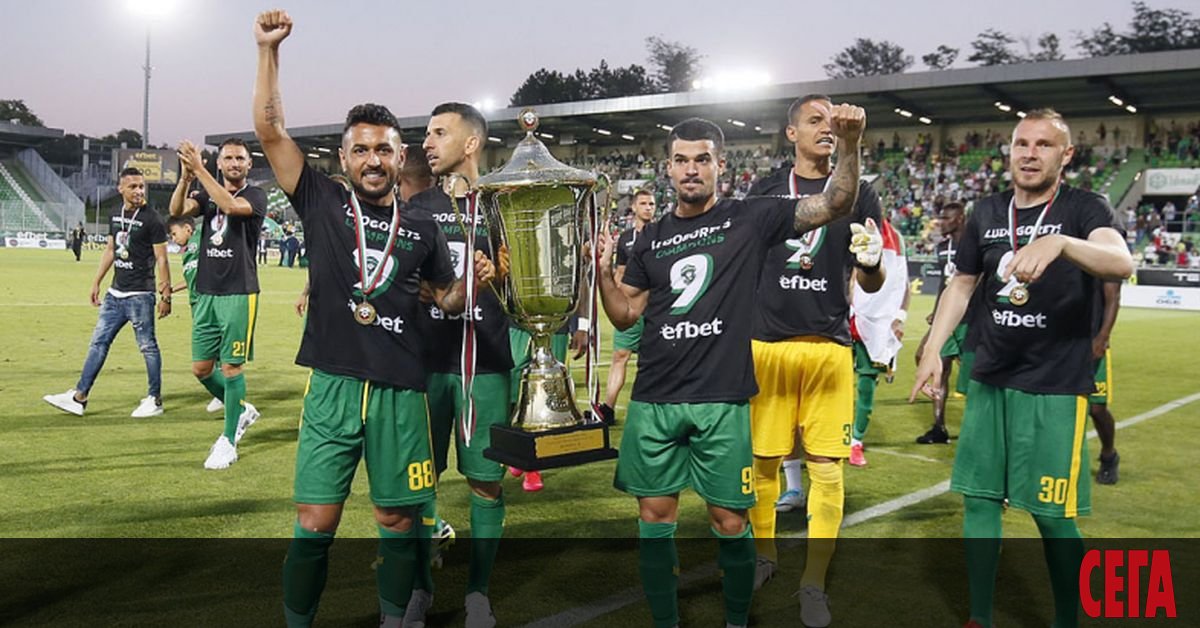 Деветте поредни титли на Лудогорец в България, двете участия в