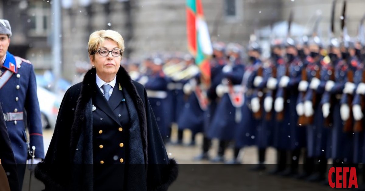 Българите трябва да мислят за България, а не да изпълняват нечии