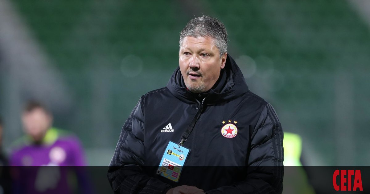 Любослав Пенев успя да постигне още в третия си мач