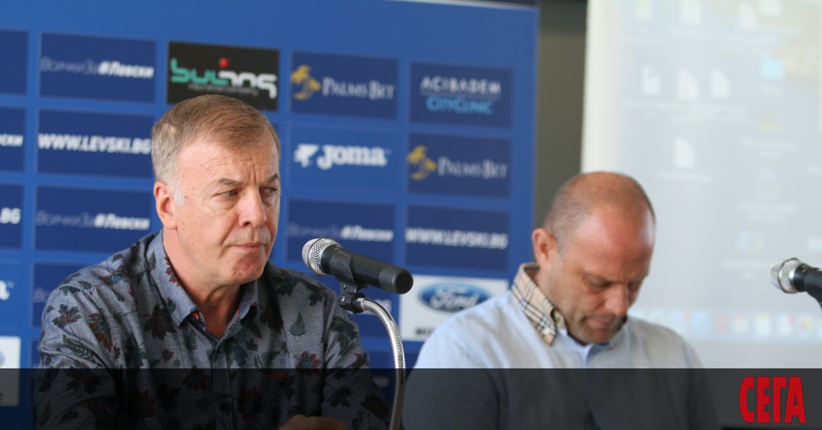 Всеизвестно е, че Наско Сираков е почитател на покера. Това