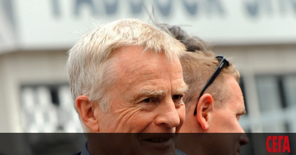 Бившият шеф на Формула 1 и международната федерация по автомобилизъм