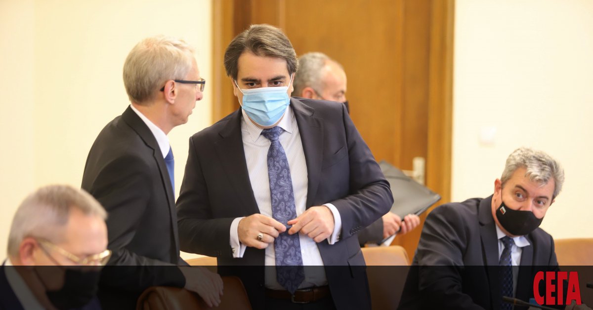 Служебният кабинет излезе с неочаквано предложение за разрешаване на проблемите