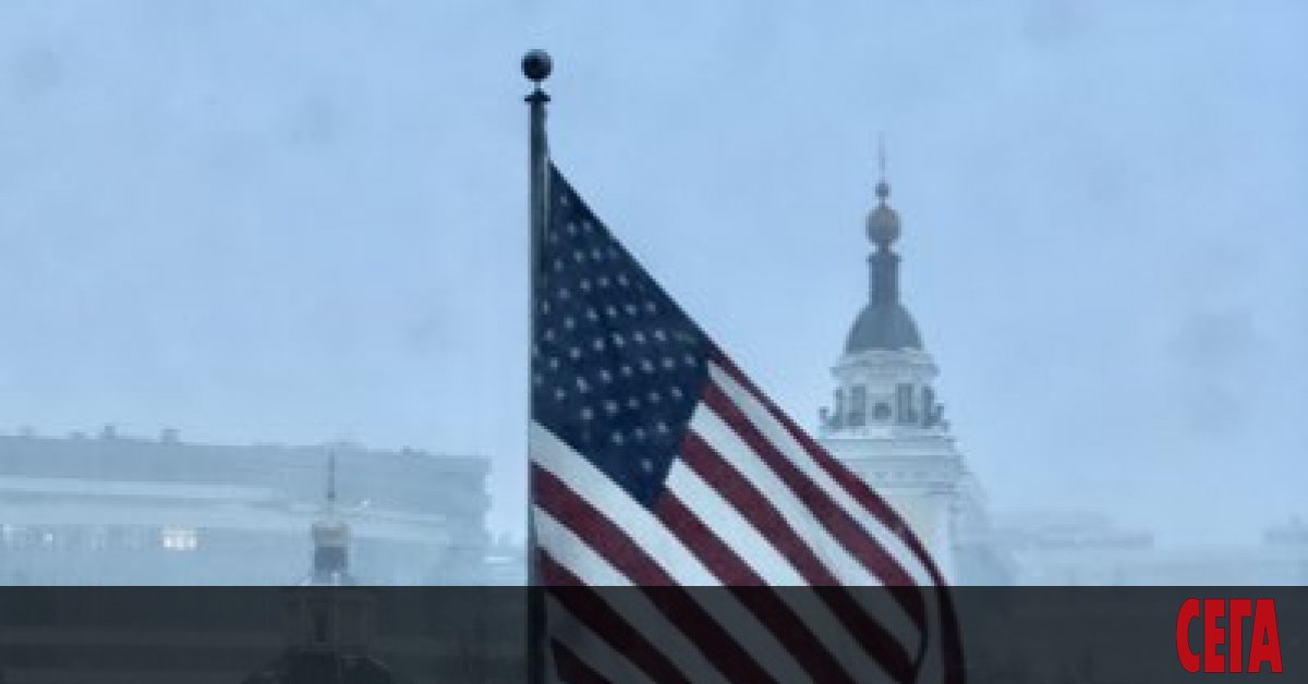 От днес американското посолство в Москва за своите граждани и