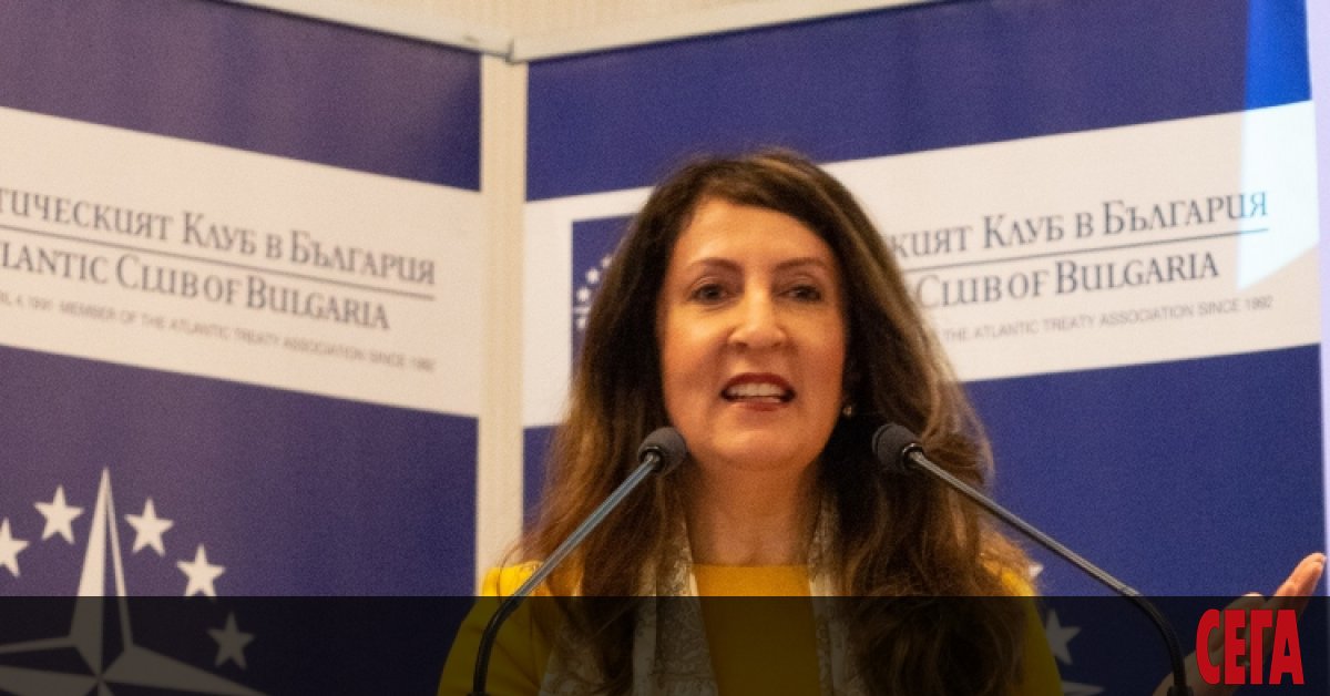 Борбата с корупцията е пряко свързана с позицията на България