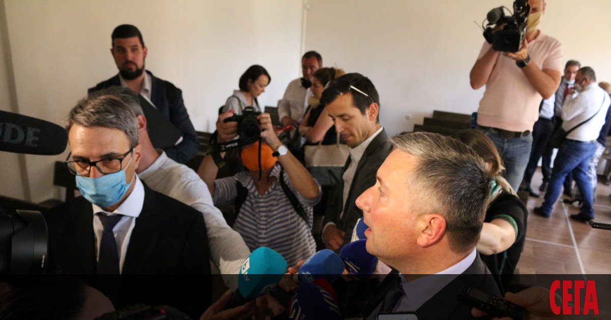Прокуратурата не е протестирала срещу оправдателните присъди на Иво Прокопиев, Симеон