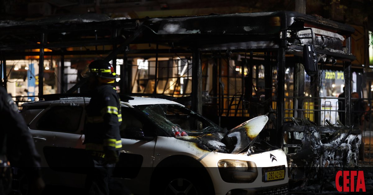 Районът на Тел Авив беше подложен на масиран ракетен обстрел